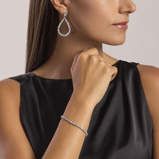 Luxury, Bracciale con Clementi Taglio Baguette e Goccia Mabina