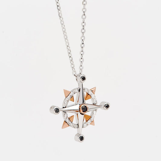 Collana con Rosa dei Venti in Oro Bicolore e Diamanti Bianchi e Neri Zancan